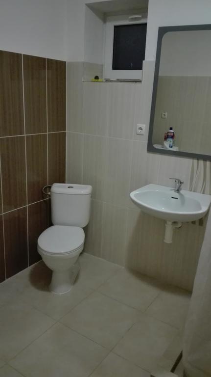 Halex 4 Villa Bojna Bagian luar foto