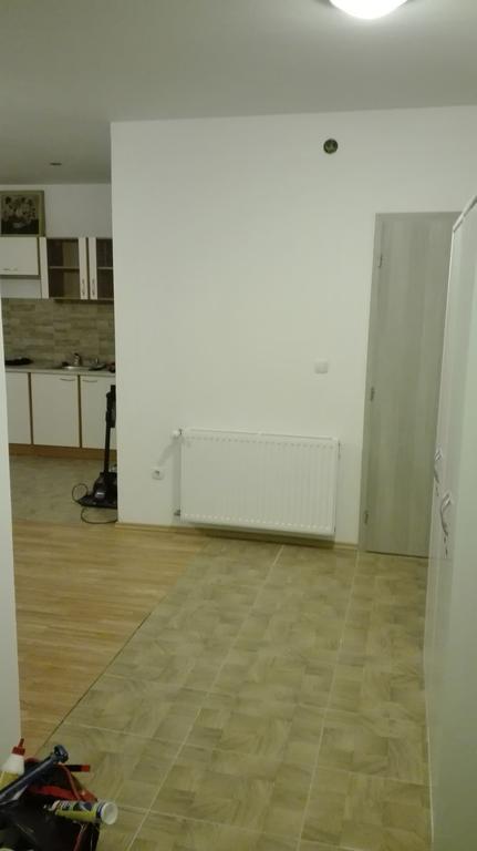 Halex 4 Villa Bojna Bagian luar foto
